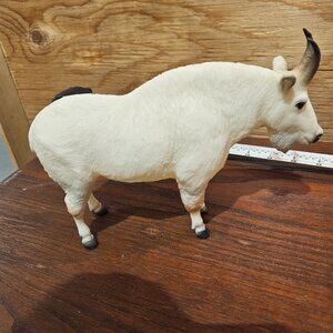 Vintage Breyer Mountain Goat